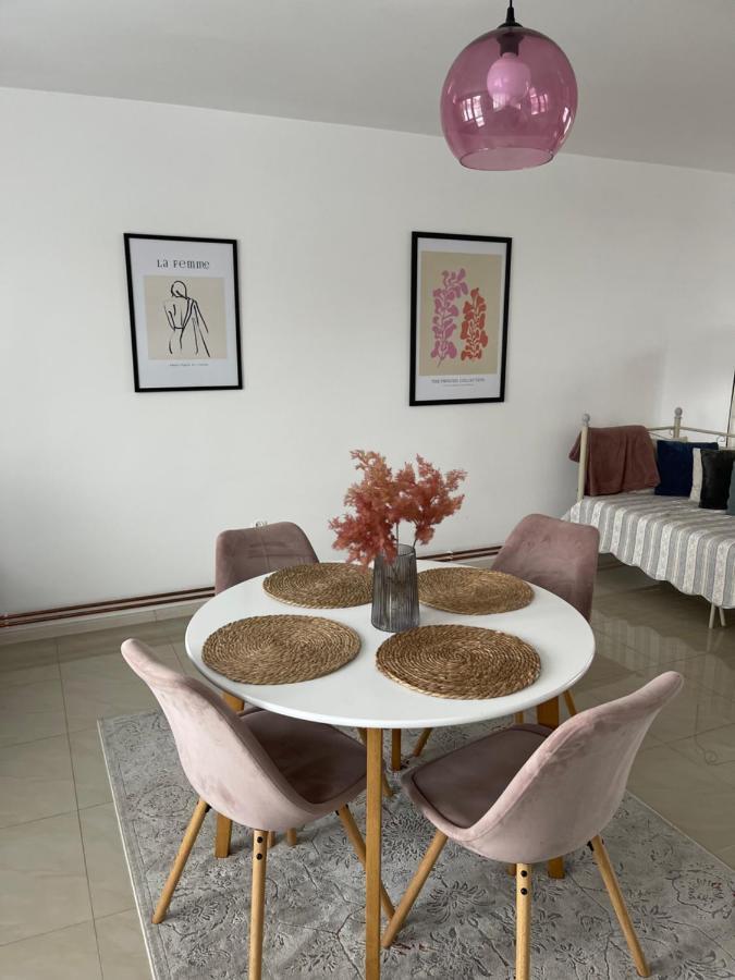 Apartamenty Cud Miod Кросно Екстер'єр фото
