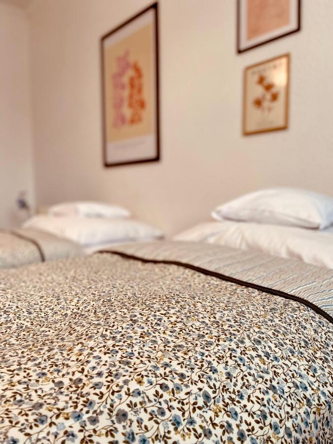 Apartamenty Cud Miod Кросно Екстер'єр фото