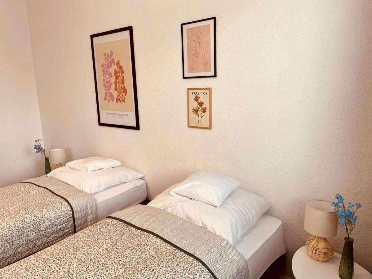 Apartamenty Cud Miod Кросно Екстер'єр фото